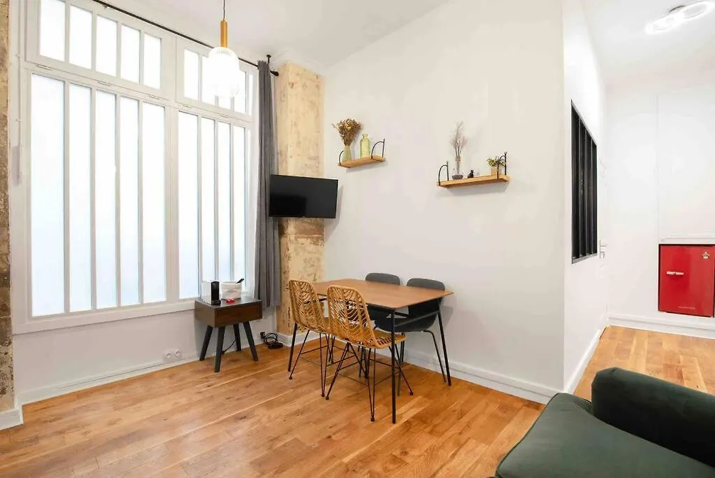 Montmartre, Gare De L'Est, Suite 1 Chambre 2 A 4P Parigi Francia