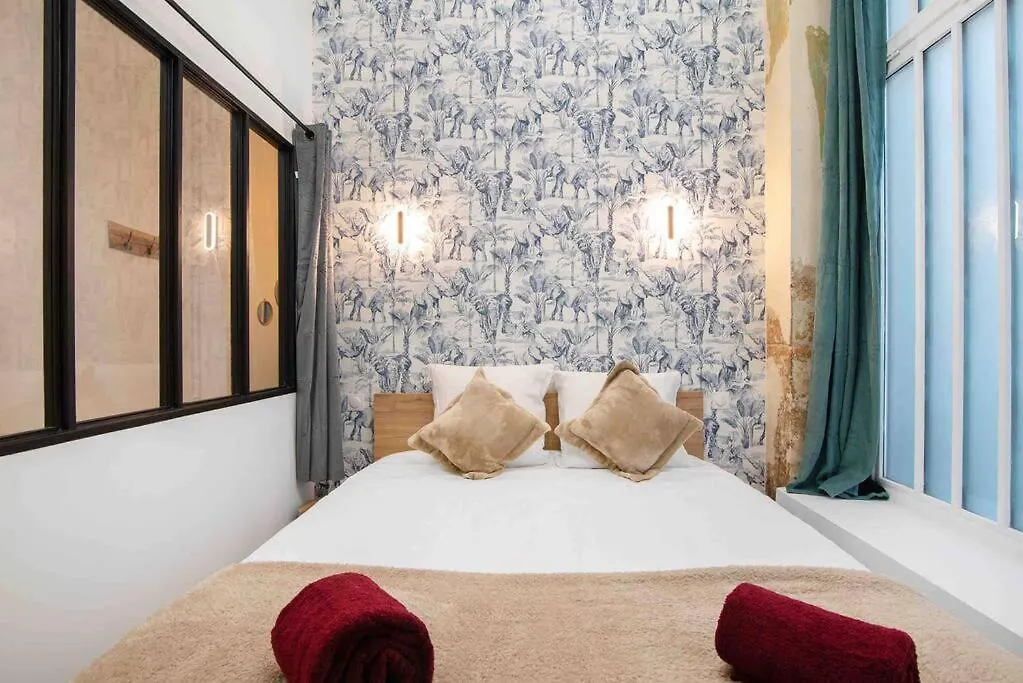 Montmartre, Gare De L'Est, Suite 1 Chambre 2 A 4P Parigi